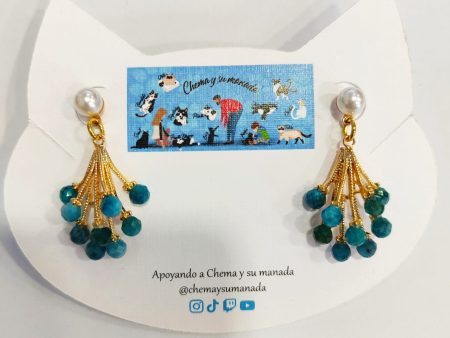 Pendientes con cuentas azules y cadenas doradas For Discount