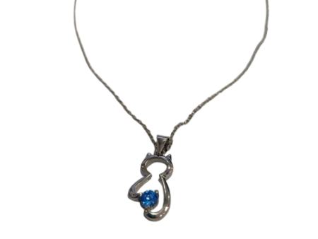 Cadena  en plata de ley con colgante silueta de gatito y circonita en azul Online Sale