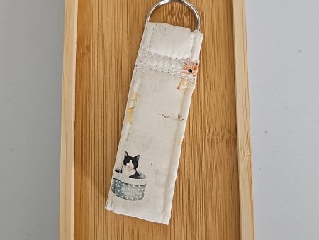 Llavero de tela con estampado de gatitos beige (envío estampado aleatorio) on Sale