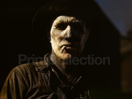 Worker at Carbon Black Plant, Sunray, Texas For Cheap