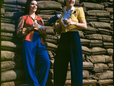 Lunchtime for Women Workers at Douglas Aircraft For Discount