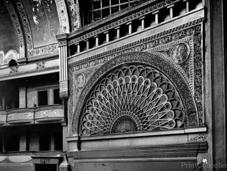 Auditorium Building, 430 South Michigan Avenue Fashion