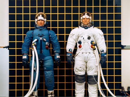 Apollo Space Suits Online