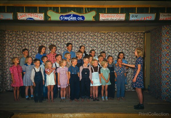 Barefoot Children Sing in Pie Town, 1940 Cheap