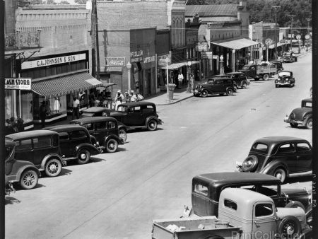 County Seat of Hale County, Alabama For Sale