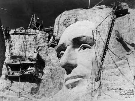 Abraham Lincoln on Mount Rushmore Cheap